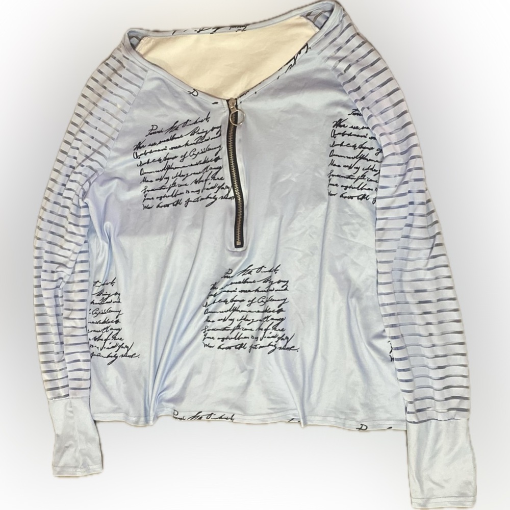Stylish Blue Script Print Women's Top